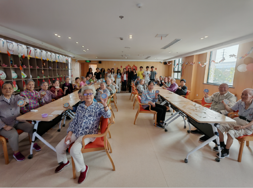 SMIC-I Students Spread Warmth